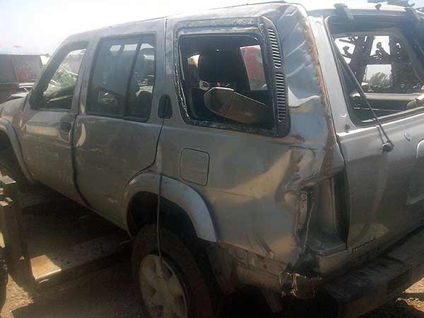  Nissan PATHFINDER 2004    EN DESARME