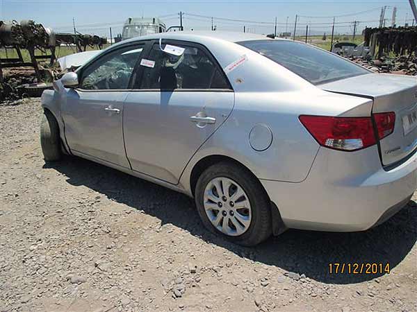  Kia CERATO 2010    EN DESARME