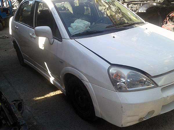  Suzuki AERIO 2003    EN DESARME
