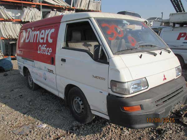  Mitsubishi L300 2006    EN DESARME