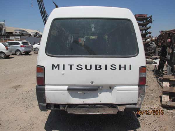  Mitsubishi L300 2013    EN DESARME