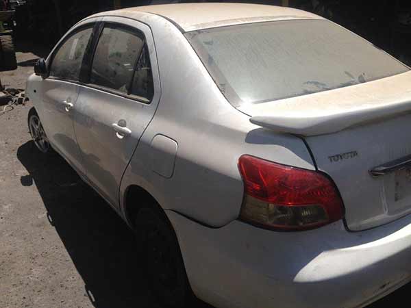  Toyota YARIS 2007    EN DESARME