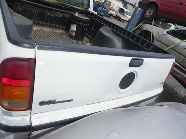  Volkswagen GOL 2001    EN DESARME