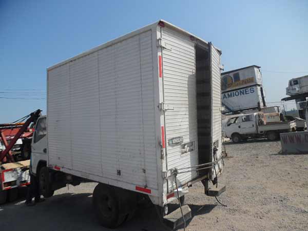  Mitsubishi CANTER 2008    EN DESARME