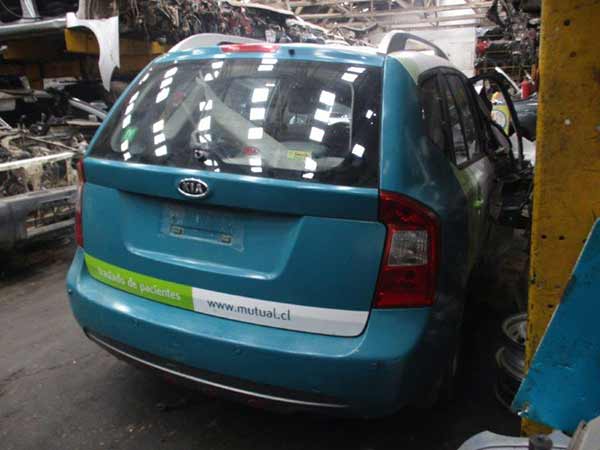  Kia CARENS 2011    EN DESARME