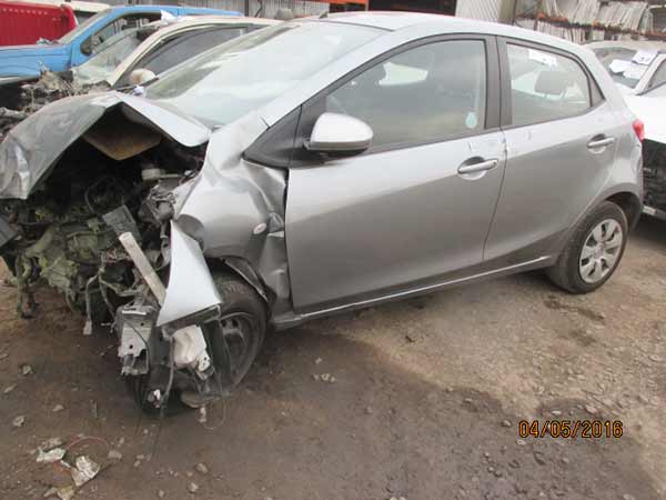  Mazda 2S 2014    EN DESARME