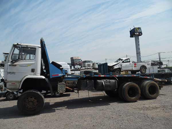  Mercedes-Benz 2428 2006    EN DESARME