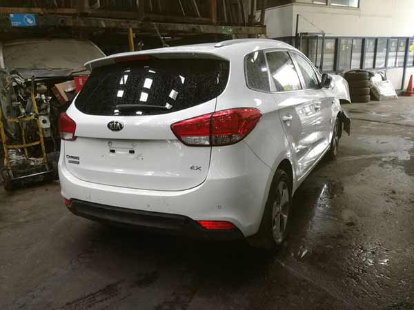  Kia CARENS 2016    EN DESARME