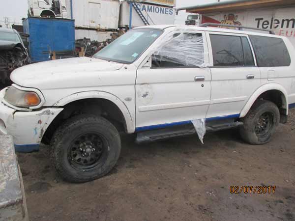  Mitsubishi MONTERO 2011    EN DESARME
