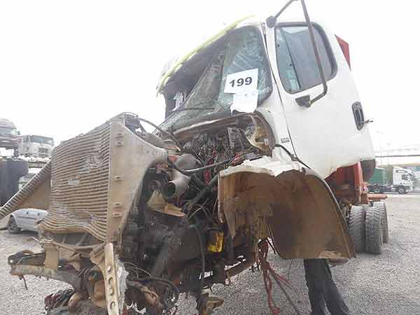  Freightliner M2 2010    EN DESARME