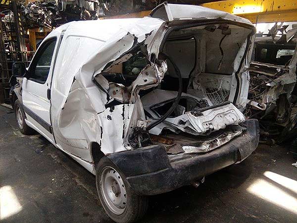  Peugeot PARTNER 2011    EN DESARME