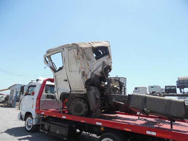  Hino FG 2013    EN DESARME