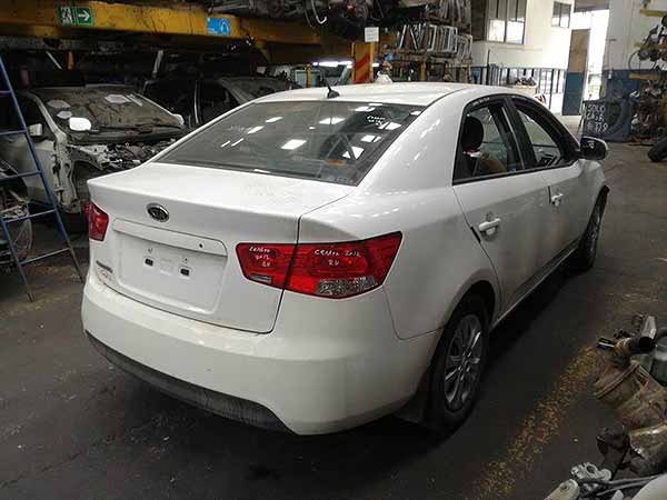  Kia CERATO 2012    EN DESARME