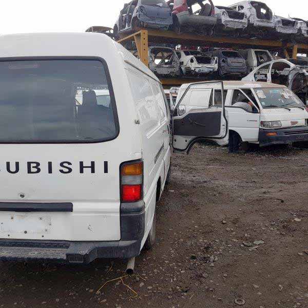  Mitsubishi L300 2008    EN DESARME