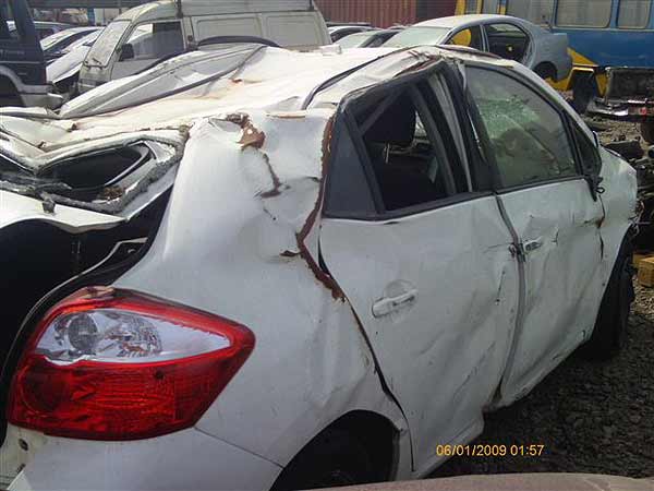  Toyota AURIS 2010    EN DESARME