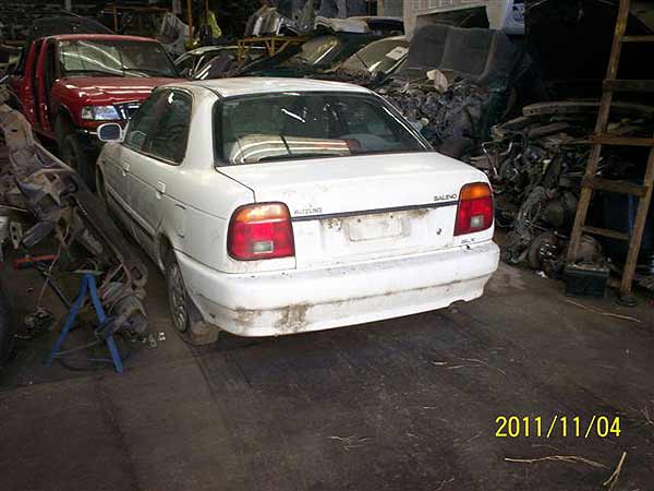  Suzuki BALENO 2000    EN DESARME