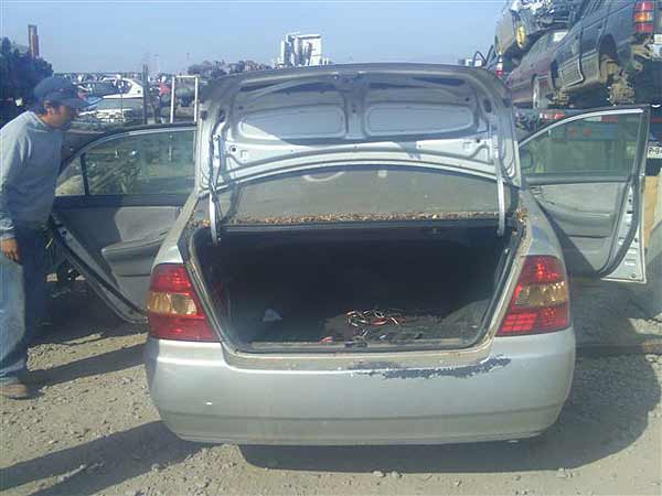  Toyota COROLLA 2002    EN DESARME