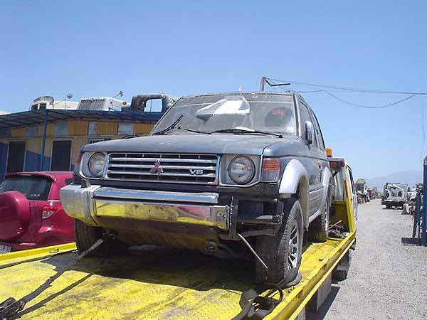  Mitsubishi MONTERO 1998    EN DESARME