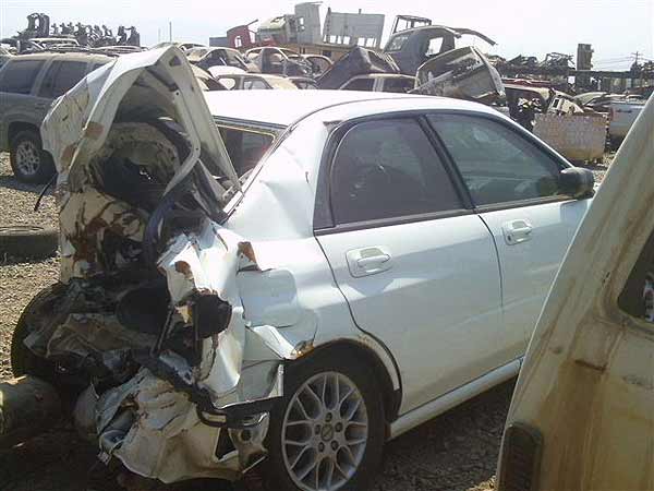  Subaru IMPREZA 2005    EN DESARME