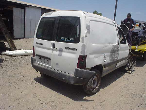  Peugeot PARTNER 2003    EN DESARME