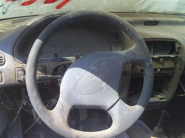  Daihatsu CHARADE 1999    EN DESARME