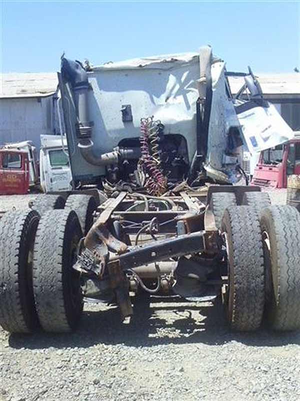  International 9800 2009    EN DESARME
