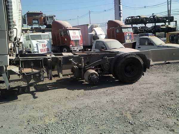  Volvo FH12 2007    EN DESARME