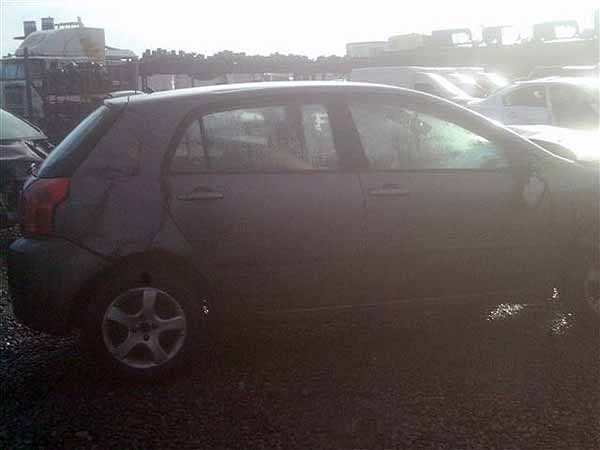  Toyota COROLLA 2006    EN DESARME