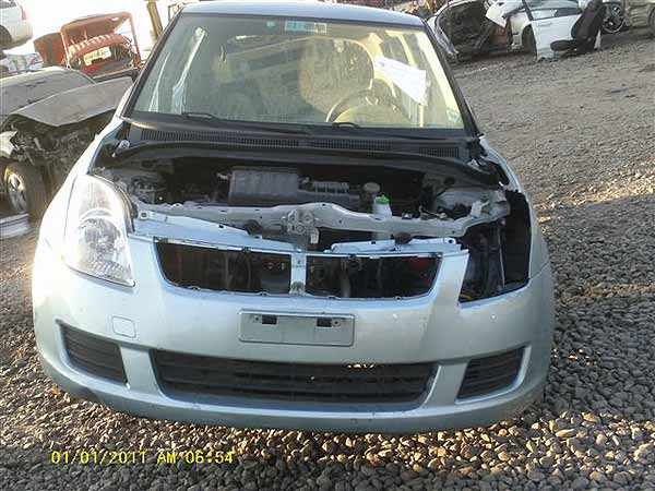  Suzuki SWIFT 2009    EN DESARME