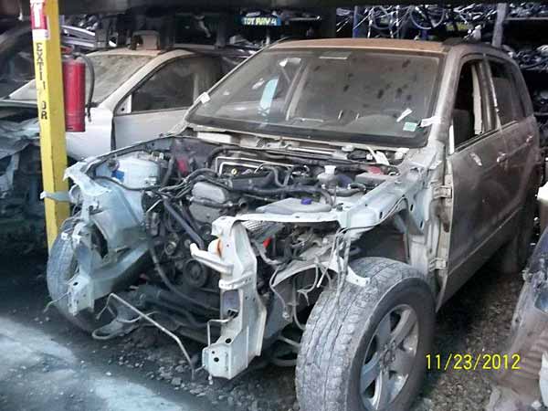 Suzuki GRAND NOMADE 2006    EN DESARME