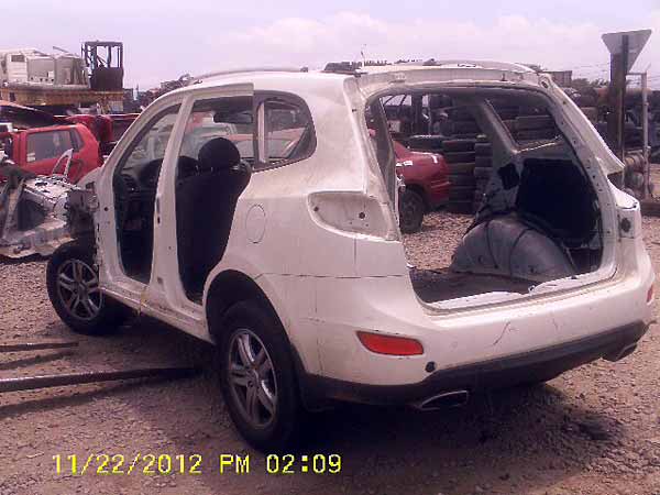  Hyundai SANTA FE 2011    EN DESARME