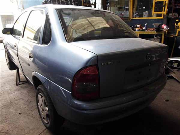  Chevrolet CORSA 2001    EN DESARME
