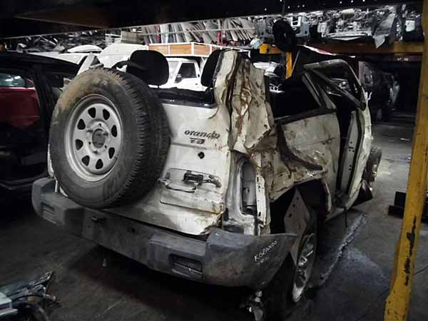  Ssangyong KORANDO 2006    EN DESARME