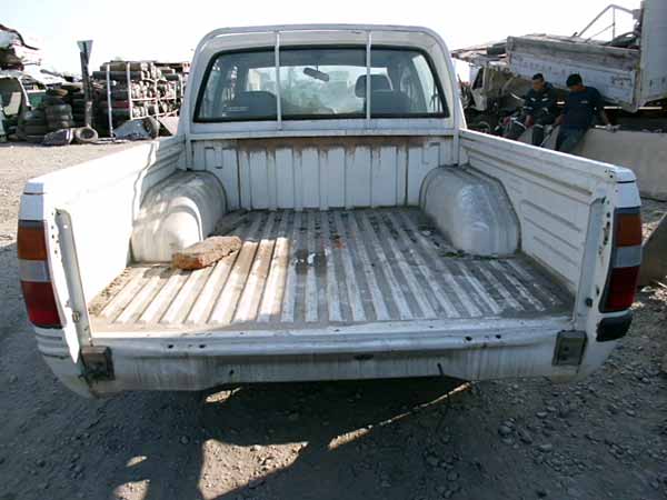  Chevrolet LUV 2001    EN DESARME