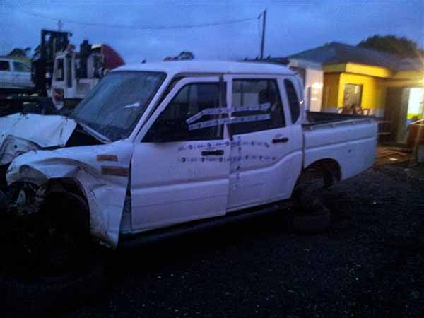  Mahindra PICK UP 2011    EN DESARME