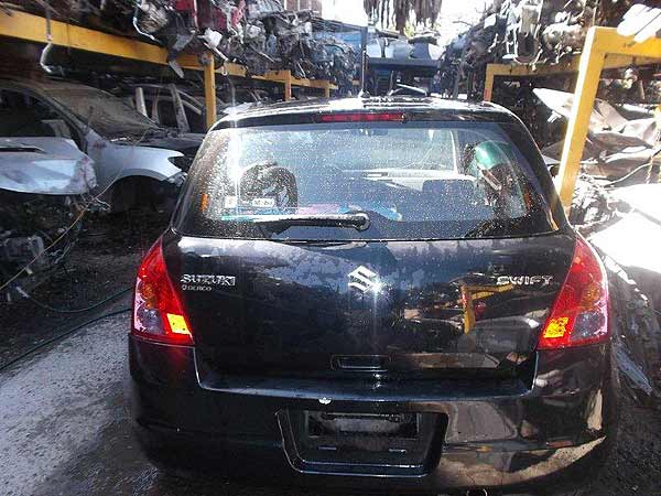  Suzuki SWIFT 2008    EN DESARME