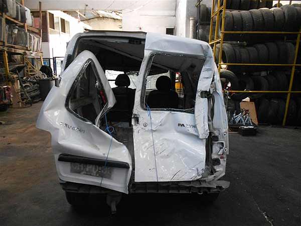  Peugeot PARTNER 2011    EN DESARME