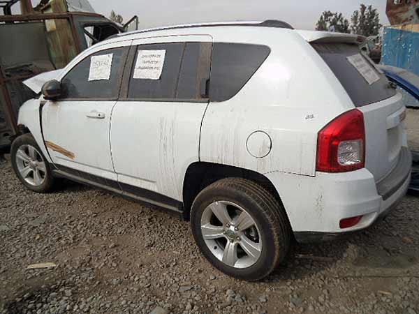  Jeep COMPASS 2012    EN DESARME