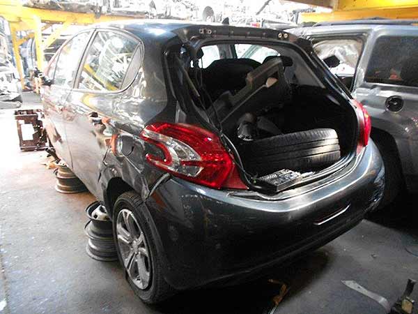  Peugeot 208 2013    EN DESARME