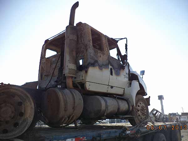  International 7600 2006    EN DESARME