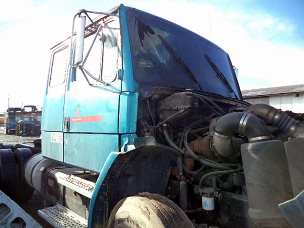  Freightliner FL80 1997    EN DESARME