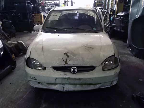  Chevrolet CORSA 1999    EN DESARME