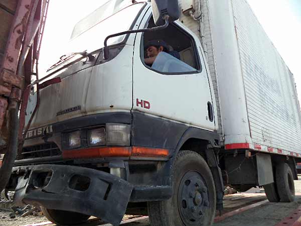  Mitsubishi CANTER 2000    EN DESARME