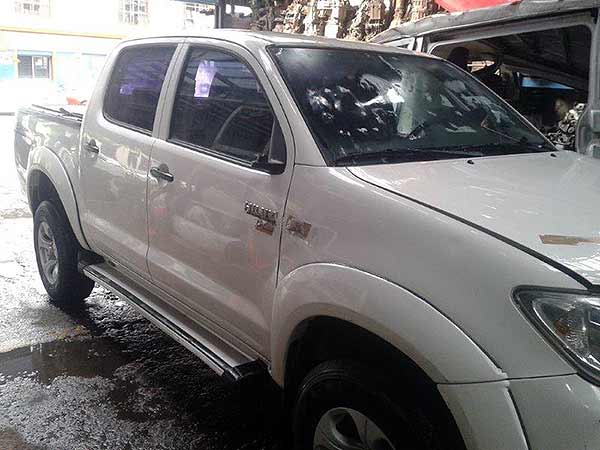  Toyota HILUX 2011    EN DESARME