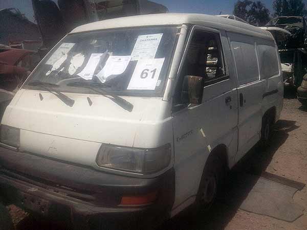  Mitsubishi L300 2005    EN DESARME