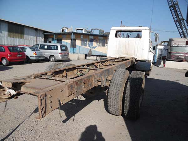  International 4700 1998    EN DESARME