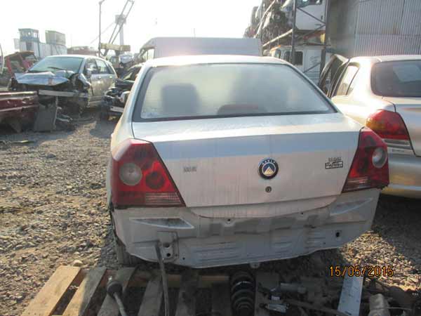  Geely MK 2009    EN DESARME