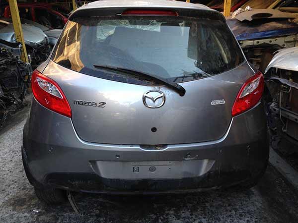  Mazda 2V 2012    EN DESARME
