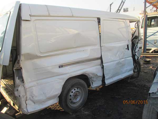  Mitsubishi L300 2012    EN DESARME