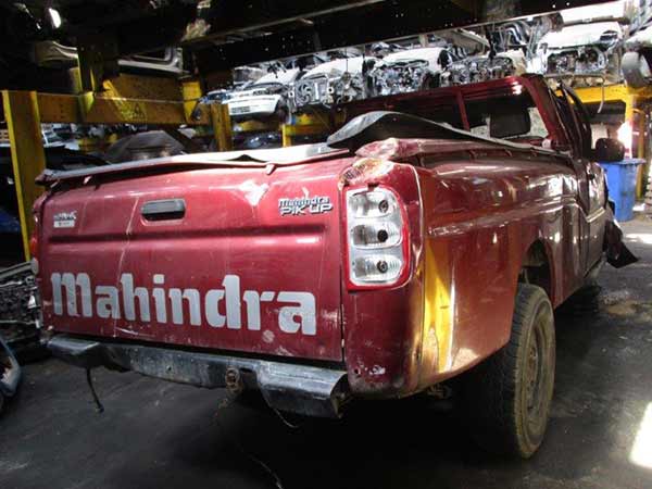  Mahindra PICK UP 2013    EN DESARME